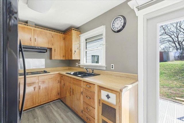 212 Cherryhill RD, Roanoke, VA 24017