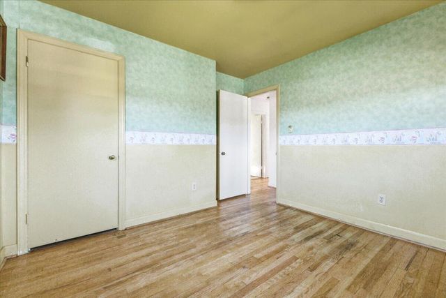 212 Cherryhill RD, Roanoke, VA 24017