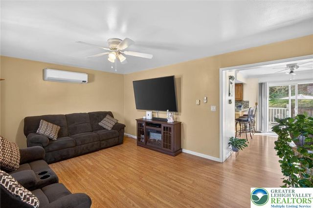2212 4th Street, Wilson Boro, PA 18042