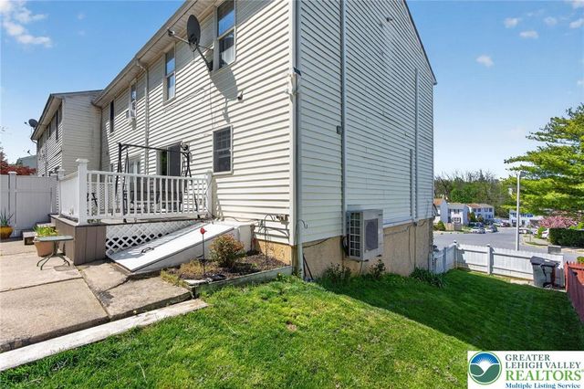 2212 4th Street, Wilson Boro, PA 18042