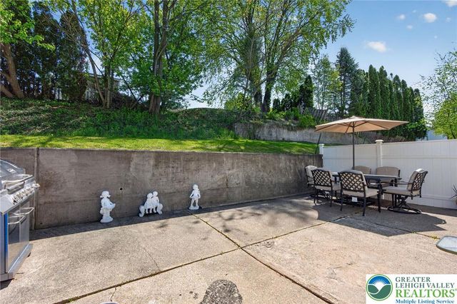 2212 4th Street, Wilson Boro, PA 18042