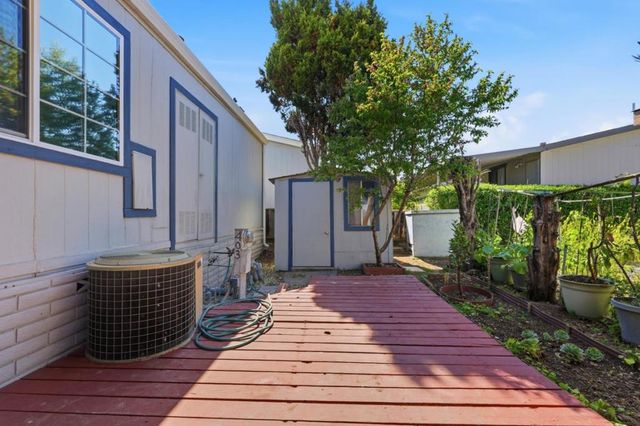 403 Chateau La Salle, San Jose, CA 95111