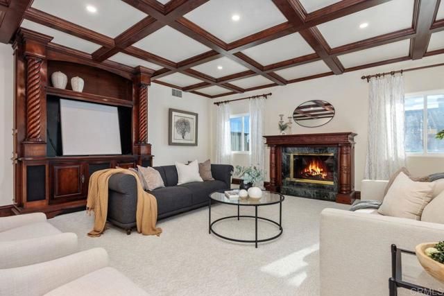 7049 El Fuerte Street, Carlsbad, CA 92009