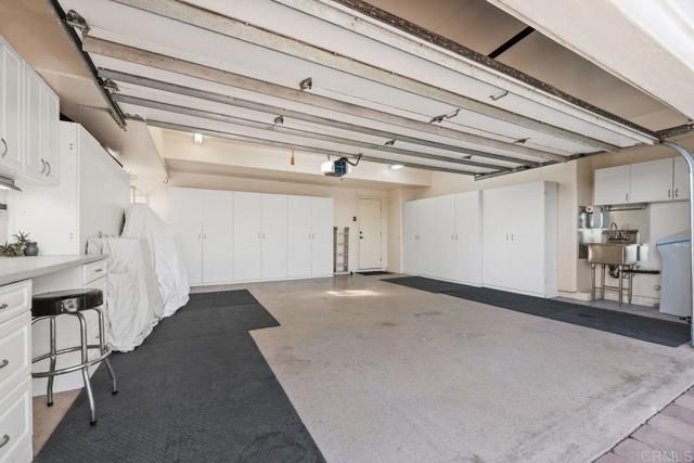 7049 El Fuerte Street, Carlsbad, CA 92009