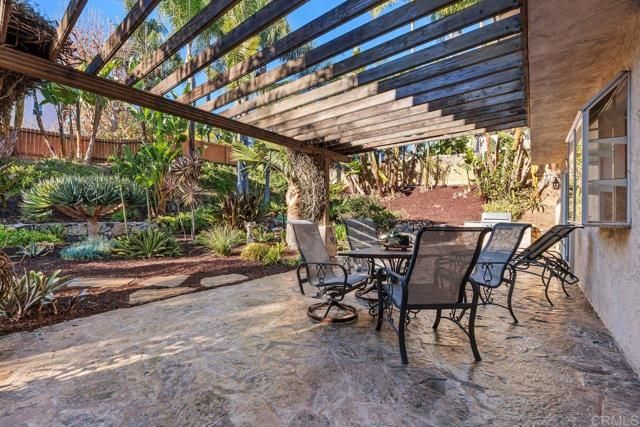 7049 El Fuerte Street, Carlsbad, CA 92009