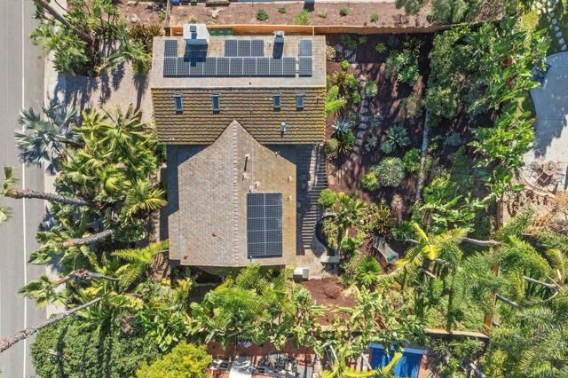 7049 El Fuerte Street, Carlsbad, CA 92009