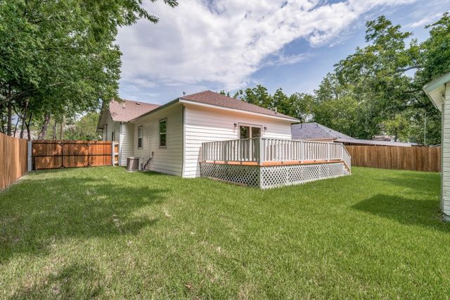 406 Barnes Street, Mckinney, TX 75069