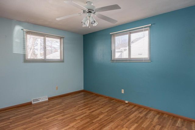 1631 S WALDEN AVENUE, Appleton, WI 54915