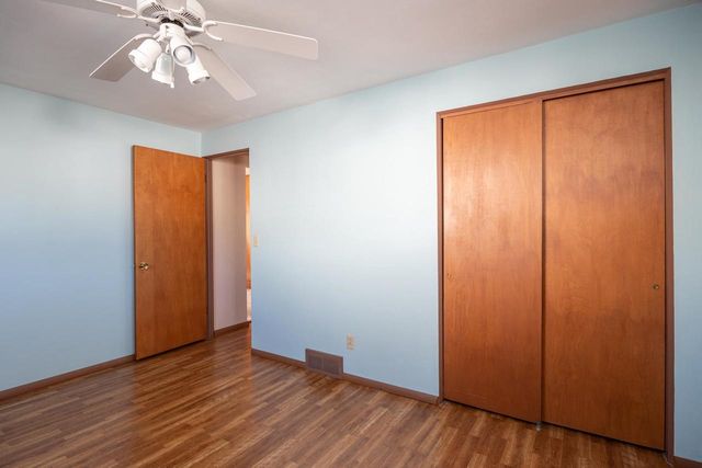 1631 S WALDEN AVENUE, Appleton, WI 54915