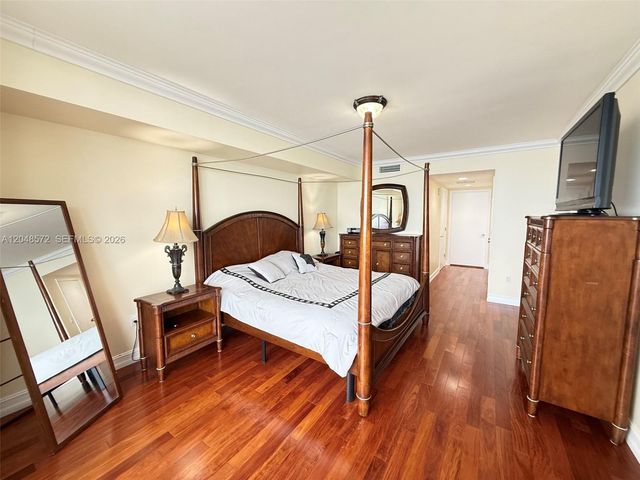 1800 S Ocean Dr 2203, Hallandale Beach, FL 33009