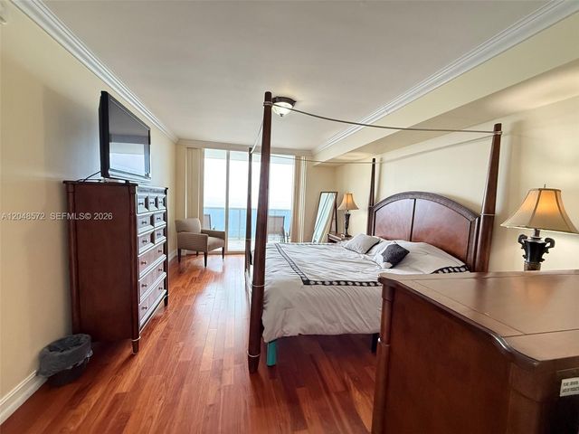 1800 S Ocean Dr 2203, Hallandale Beach, FL 33009