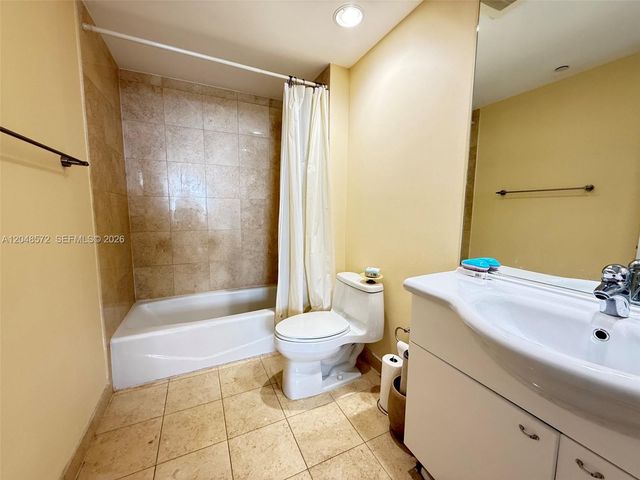 1800 S Ocean Dr 2203, Hallandale Beach, FL 33009