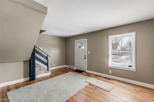 19161 Oakfield Street, Detroit, MI 48235