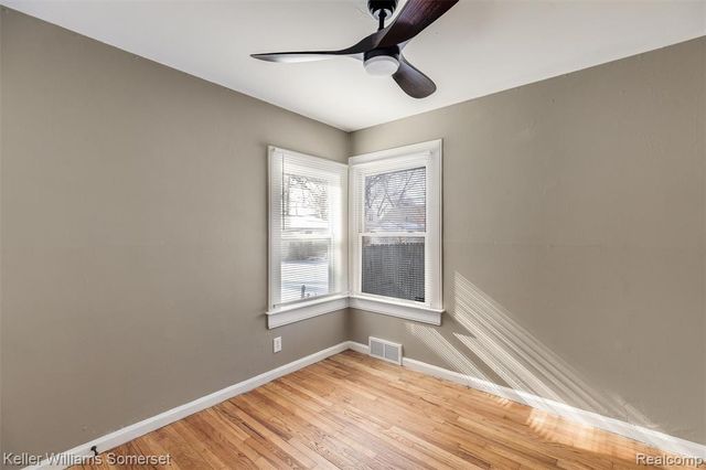 19161 Oakfield Street, Detroit, MI 48235