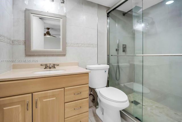 8107 SW 23rd Ct 29D, North Lauderdale, FL 33068