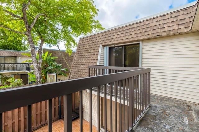 8107 SW 23rd Ct 29D, North Lauderdale, FL 33068