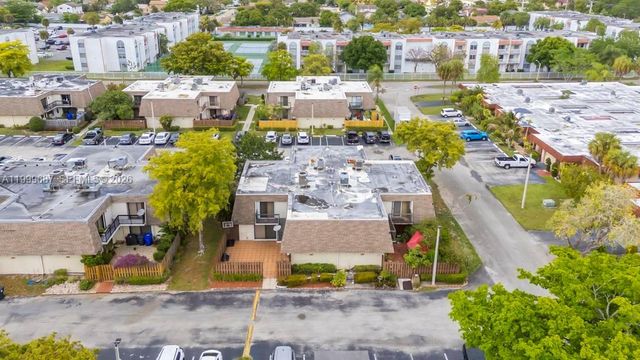 8107 SW 23rd Ct 29D, North Lauderdale, FL 33068