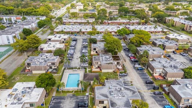 8107 SW 23rd Ct 29D, North Lauderdale, FL 33068