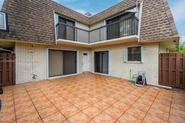 8107 SW 23rd Ct 29D, North Lauderdale, FL 33068