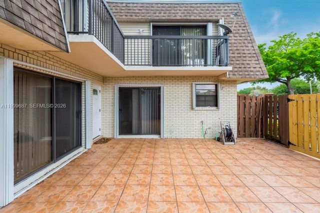 8107 SW 23rd Ct 29D, North Lauderdale, FL 33068