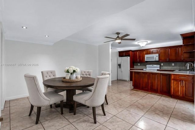 8107 SW 23rd Ct 29D, North Lauderdale, FL 33068