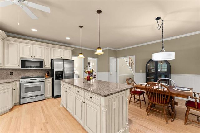 3650 Lake Seminole Drive, Buford, GA 30519