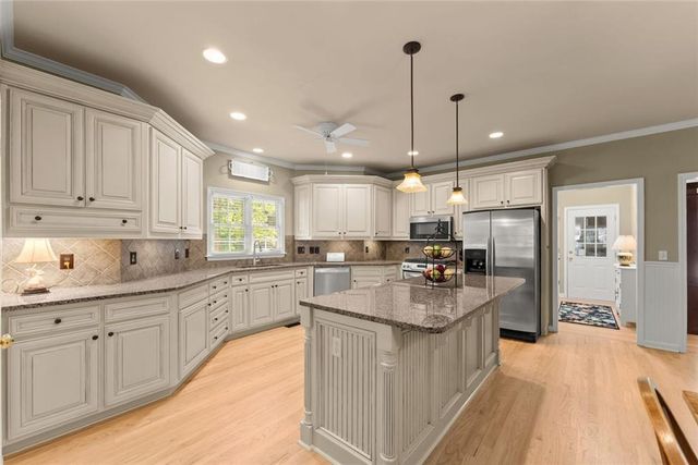 3650 Lake Seminole Drive, Buford, GA 30519