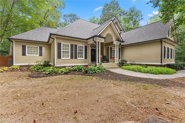 3650 Lake Seminole Drive, Buford, GA 30519