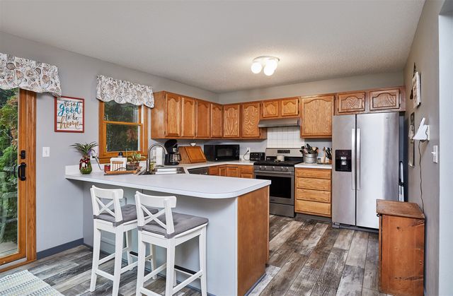 504 SW Maplewood Drive, Grimes, IA 50111