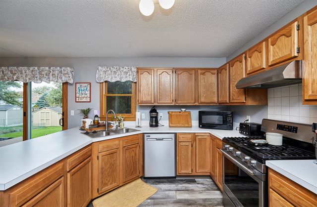 504 SW Maplewood Drive, Grimes, IA 50111