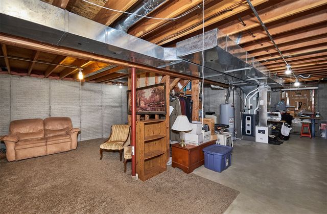 504 SW Maplewood Drive, Grimes, IA 50111