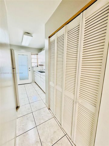 3922 NE 166th St S102, North Miami Beach, FL 33160