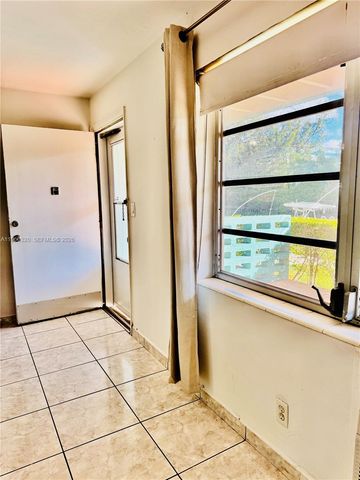 3922 NE 166th St S102, North Miami Beach, FL 33160