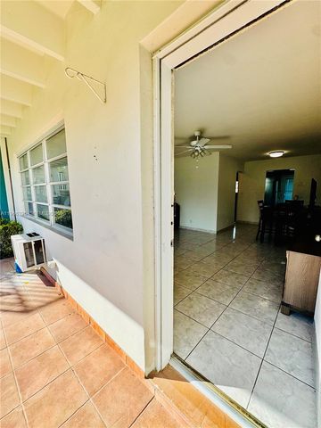 3922 NE 166th St S102, North Miami Beach, FL 33160