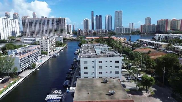 3922 NE 166th St S102, North Miami Beach, FL 33160