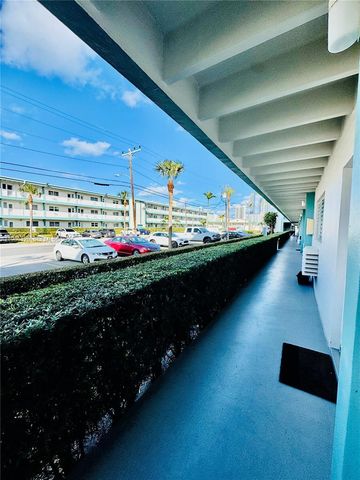 3922 NE 166th St S102, North Miami Beach, FL 33160