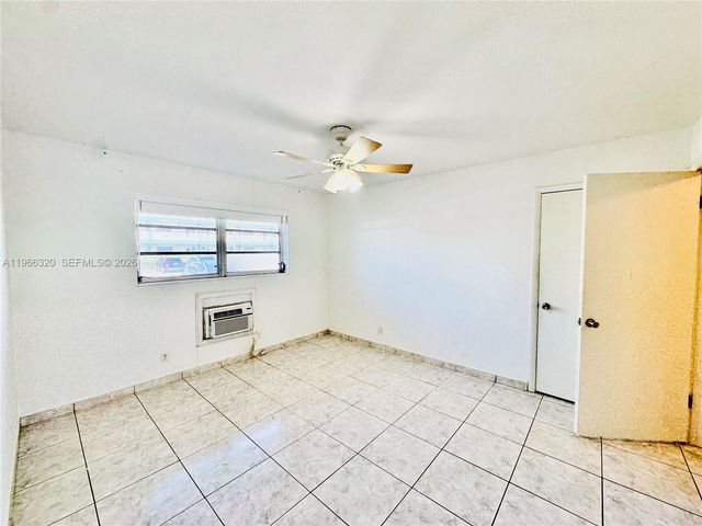 3922 NE 166th St S102, North Miami Beach, FL 33160