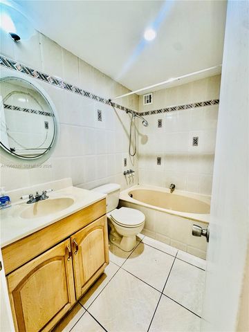 3922 NE 166th St S102, North Miami Beach, FL 33160