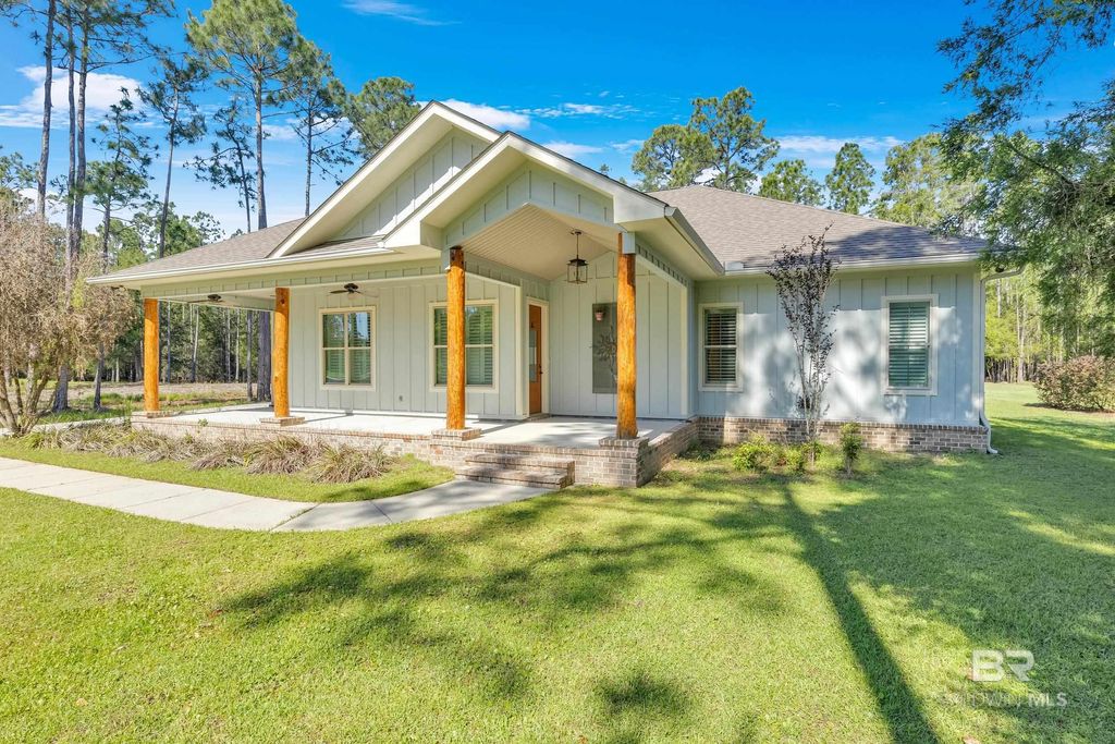 8928 Bay Point Drive, Elberta, AL 36530