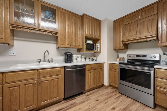 1951 Lake Manor Road NE, Solon, IA 52333