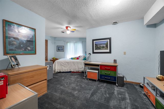 1951 Lake Manor Road NE, Solon, IA 52333