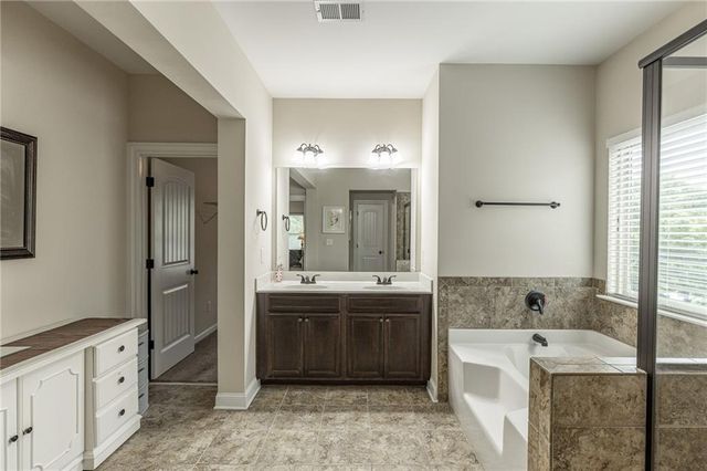 1660 Brushfoot Trail, Suwanee, GA 30024