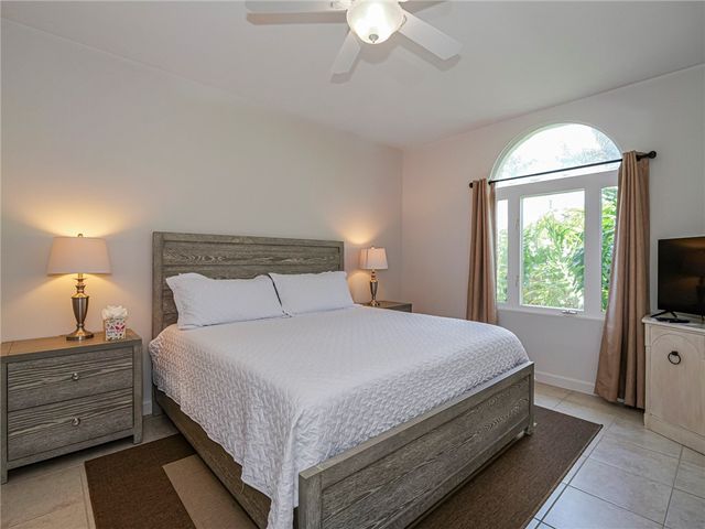 5035 Harmony Circle 101, Vero Beach, FL 32967