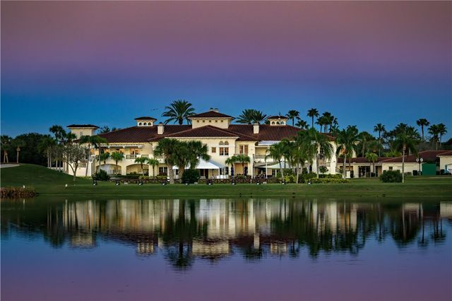 5035 Harmony Circle 101, Vero Beach, FL 32967