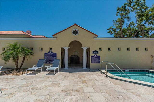 5035 Harmony Circle 101, Vero Beach, FL 32967