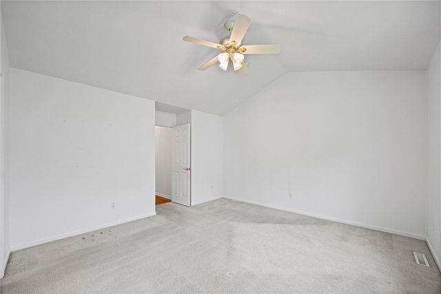 88 Leamington Circle, Greece, NY 14626