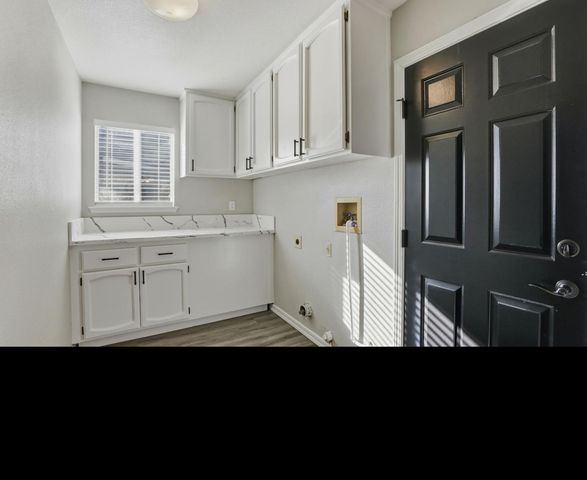 7300 Saltgrass Way, Elk Grove, CA 95758