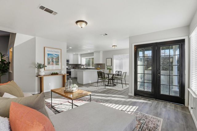 7300 Saltgrass Way, Elk Grove, CA 95758