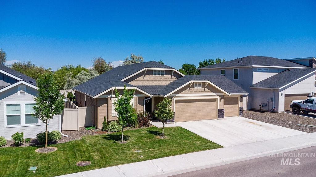3772 S Walnut Ridge Way, Nampa, ID 83686