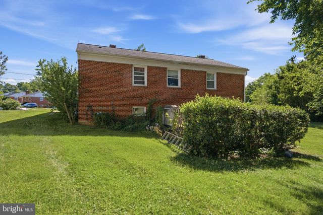 9900 SANTA CRUZ ST, Lanham, MD 20706